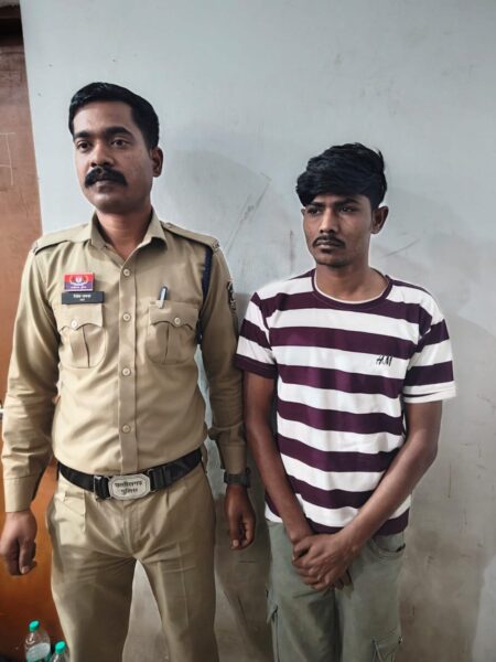 देह व्यापार रेड की तस्वीर